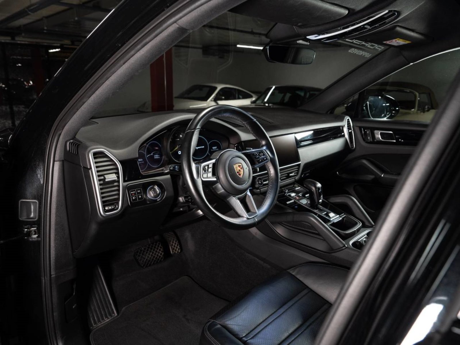 PORSCHE Cayenne E-Hybrid Coupé Platinum Edition, Plug-in-Hybrid Benzin/Elektro, Occasion / Gebraucht, Automatik - 4