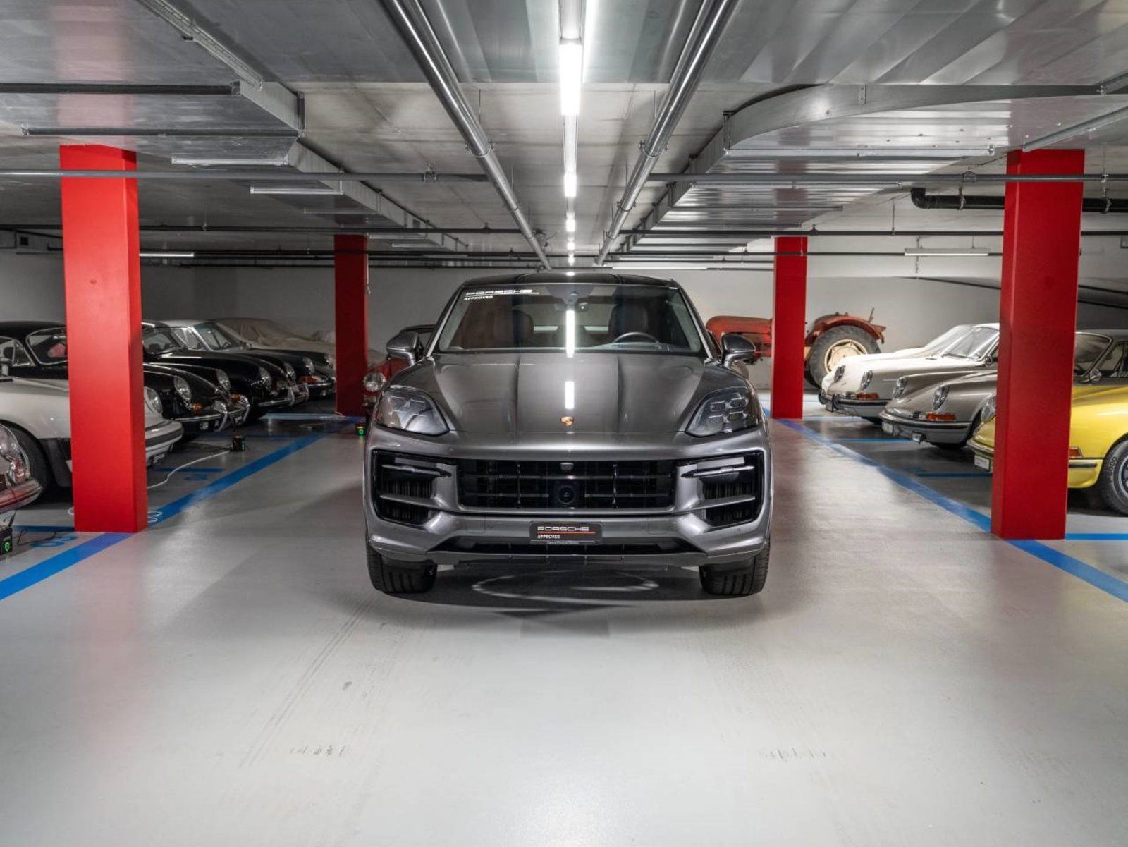 PORSCHE Cayenne E-Hybrid Coupé, Plug-in-Hybrid Benzin/Elektro, Occasion / Gebraucht, Automatik - 2