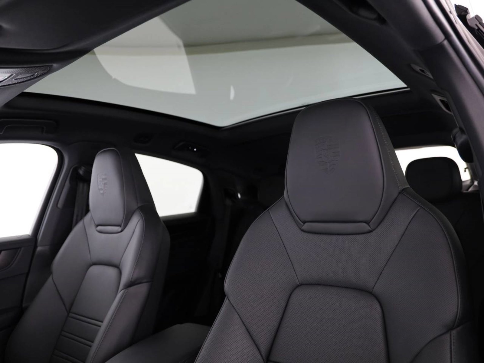 PORSCHE Cayenne E-Hybrid Coupé Black Edition, Plug-in-Hybrid Benzin/Elektro, Vorführwagen, Automatik - 4