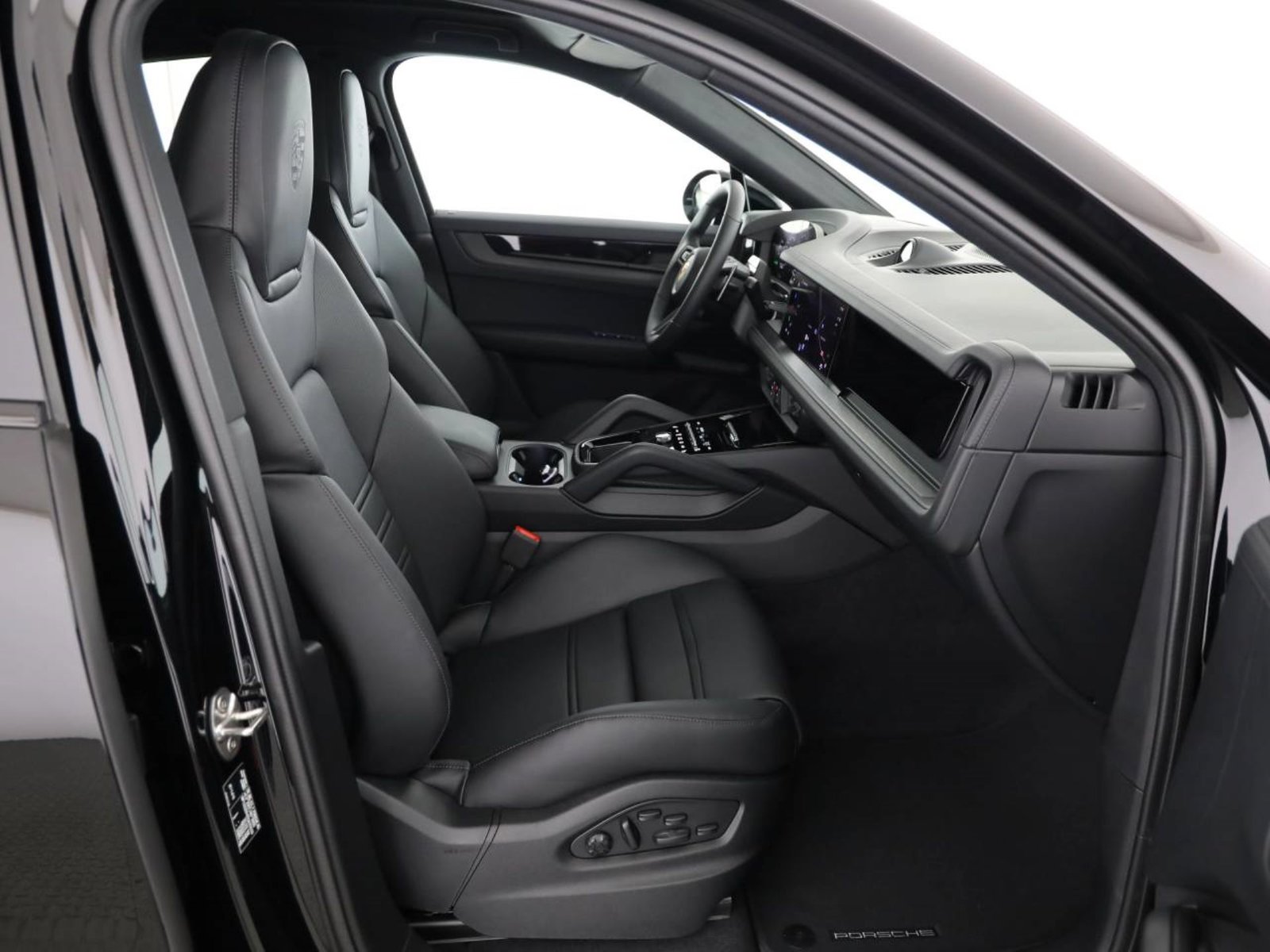 PORSCHE Cayenne E-Hybrid Coupé Black Edition, Plug-in-Hybrid Benzin/Elektro, Vorführwagen, Automatik - 5