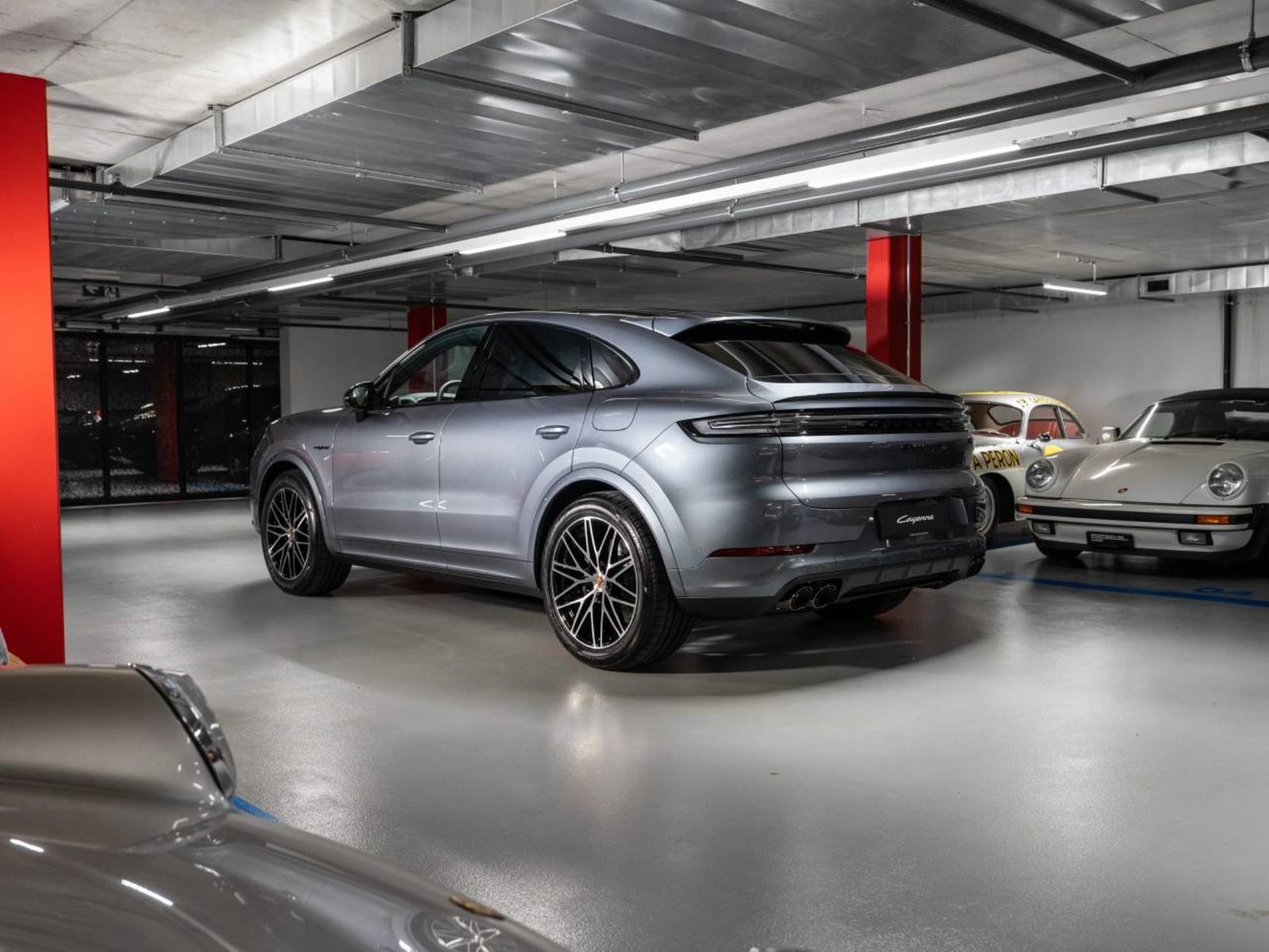 PORSCHE Cayenne E-Hybrid Coupé Black Edition, Plug-in-Hybrid Benzin/Elektro, Vorführwagen, Automatik - 3