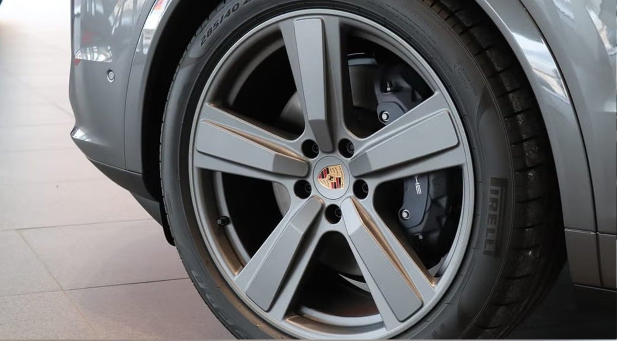 PORSCHE Cayenne E-Hybrid Tiptronic, Plug-in-Hybrid Benzina/Elettrica, Auto nuove, Automatico - 3