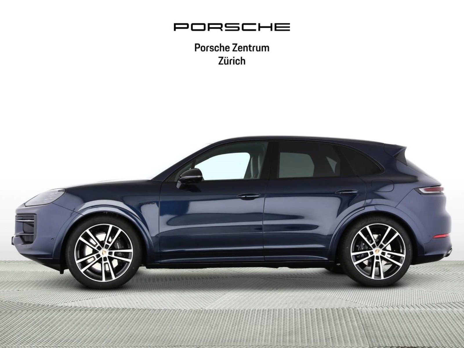 PORSCHE Cayenne E-Hybrid Black Edition, Plug-in-Hybrid Benzin/Elektro, Neuwagen, Automatik - 2