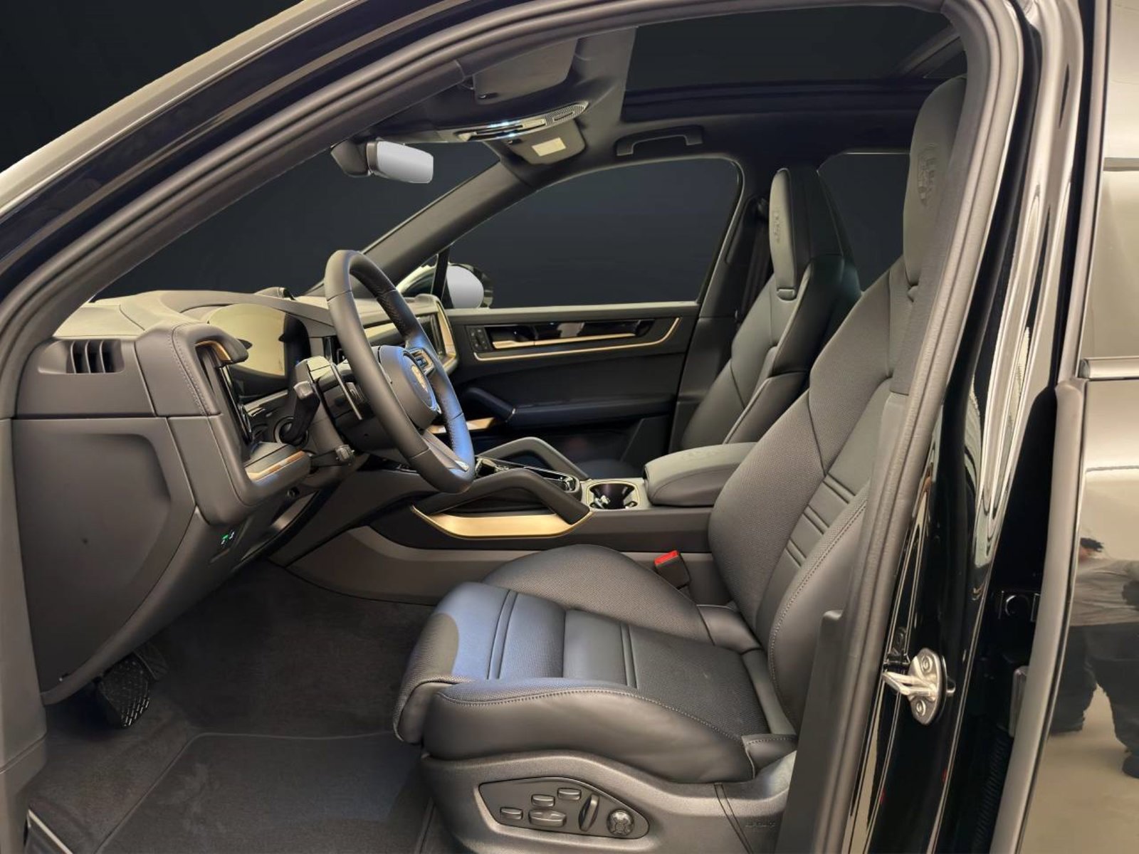 PORSCHE Cayenne E-Hybrid Black Edition, Plug-in-Hybrid Benzin/Elektro, Neuwagen, Automatik - 5