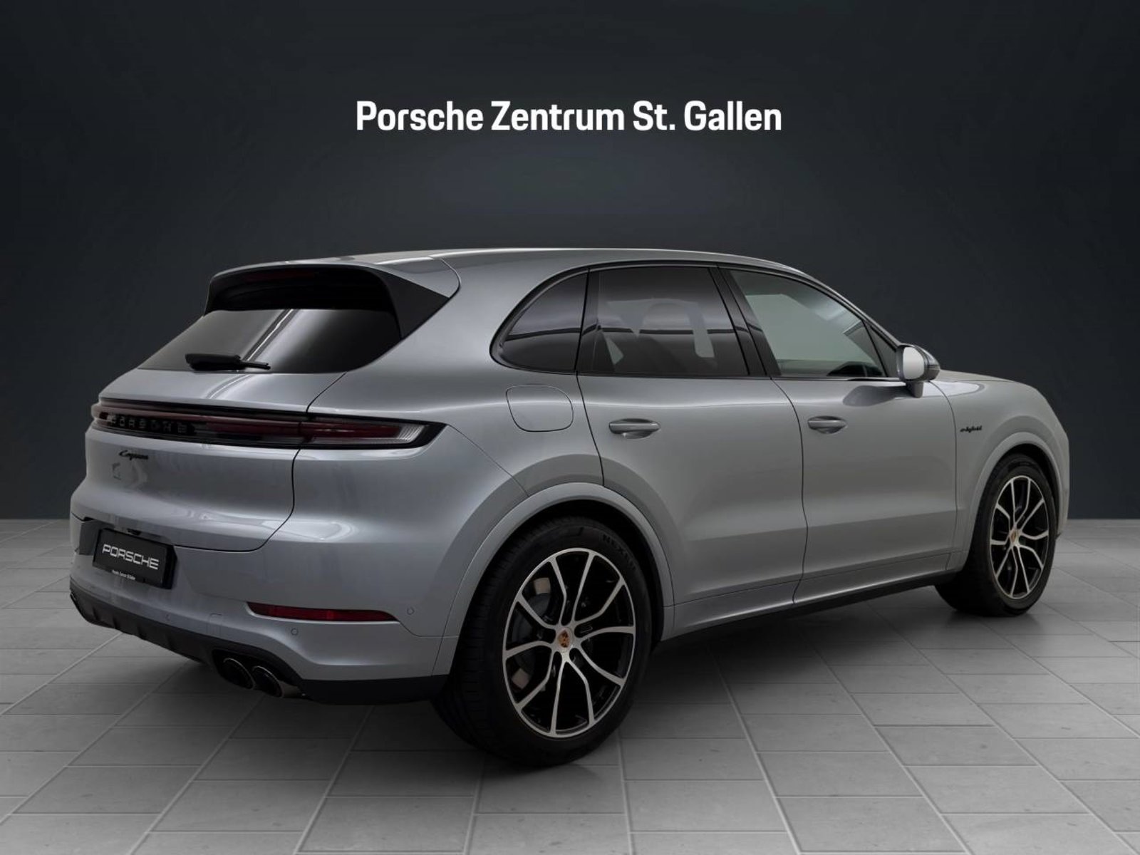 PORSCHE Cayenne E-Hybrid Black Edition, Plug-in-Hybrid Petrol/Electric, New car, Automatic - 3