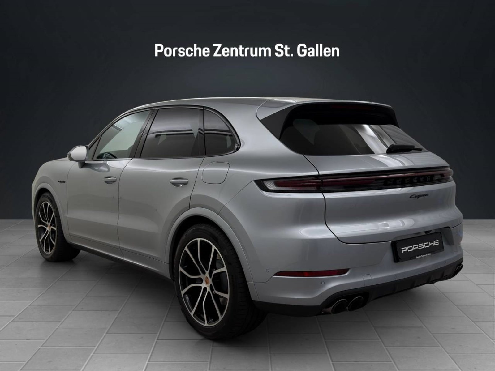 PORSCHE Cayenne E-Hybrid Black Edition, Plug-in-Hybrid Petrol/Electric, New car, Automatic - 7