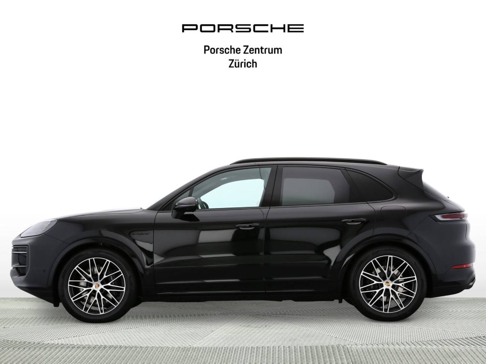 PORSCHE Cayenne E-Hybrid Black Edition, Plug-in-Hybrid Benzina/Elettrica, Auto nuove, Automatico - 2