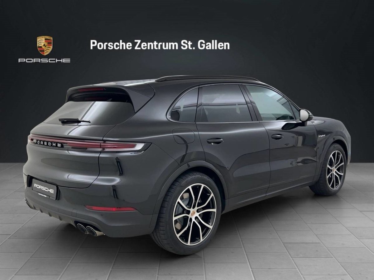 PORSCHE CAYENNE E-Hybrid, Plug-in-Hybrid Benzin/Elektro, Occasion / Gebraucht, Automatik - 3
