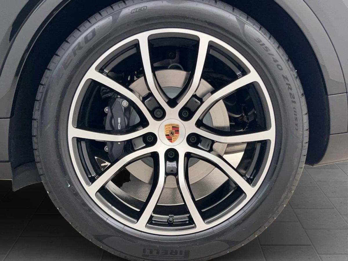 PORSCHE CAYENNE E-Hybrid, Plug-in-Hybrid Benzin/Elektro, Occasion / Gebraucht, Automatik - 5