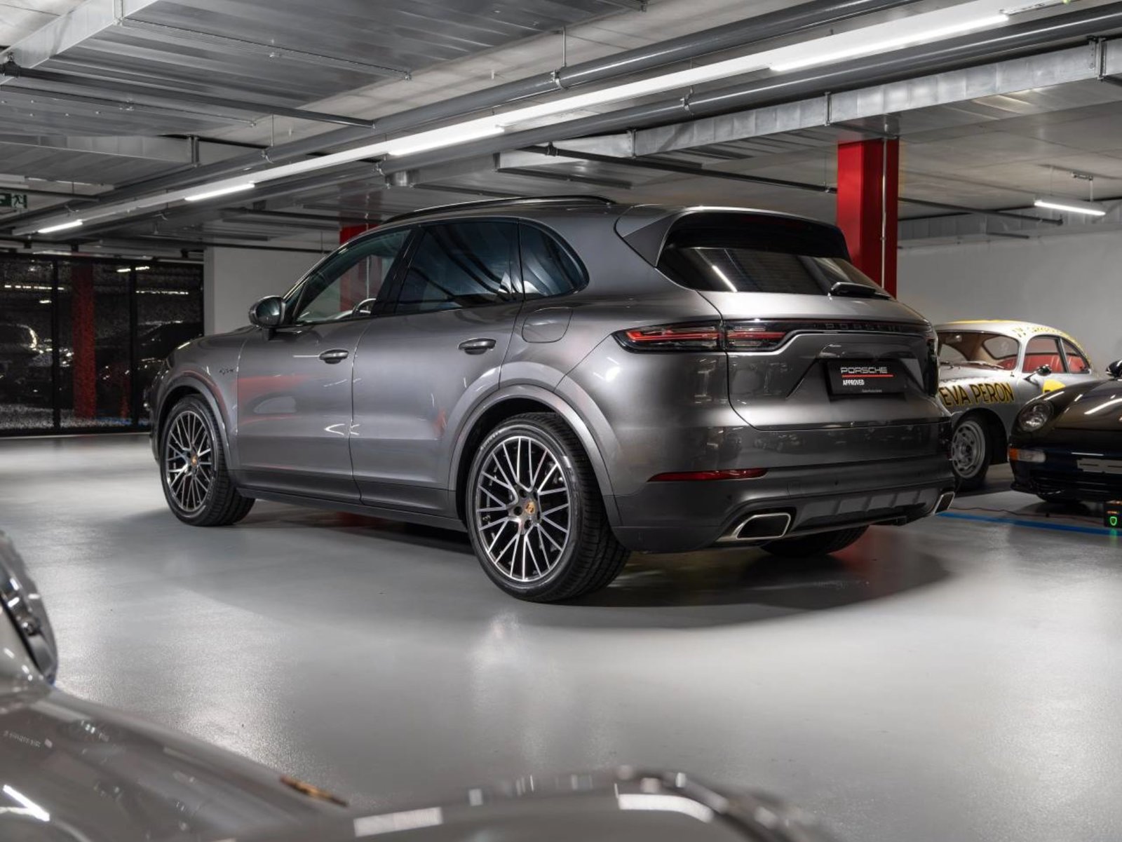 PORSCHE Cayenne E-Hybrid, Plug-in-Hybrid Benzin/Elektro, Occasion / Gebraucht, Automatik - 6