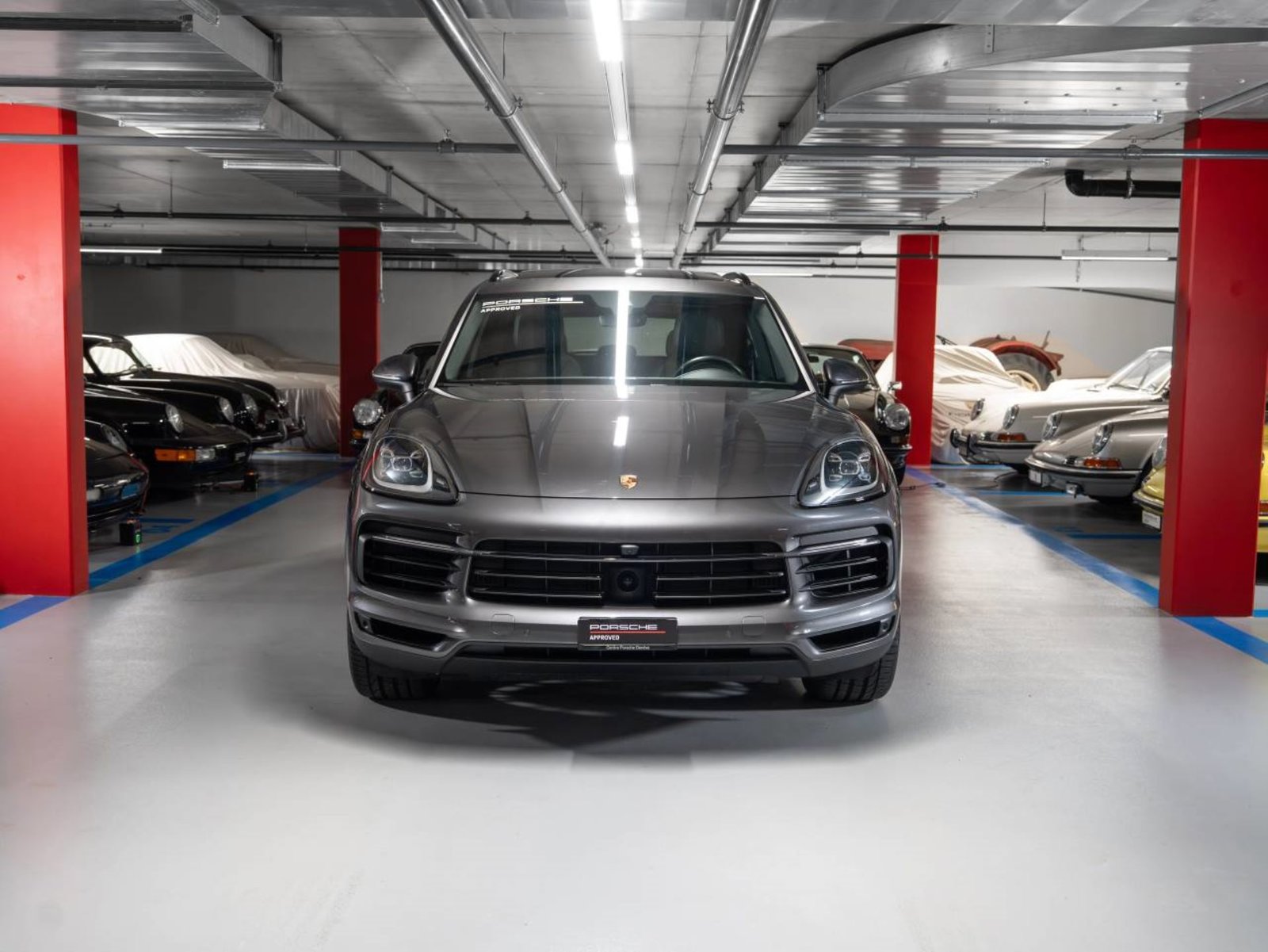 PORSCHE Cayenne E-Hybrid, Plug-in-Hybrid Benzin/Elektro, Occasion / Gebraucht, Automatik - 7