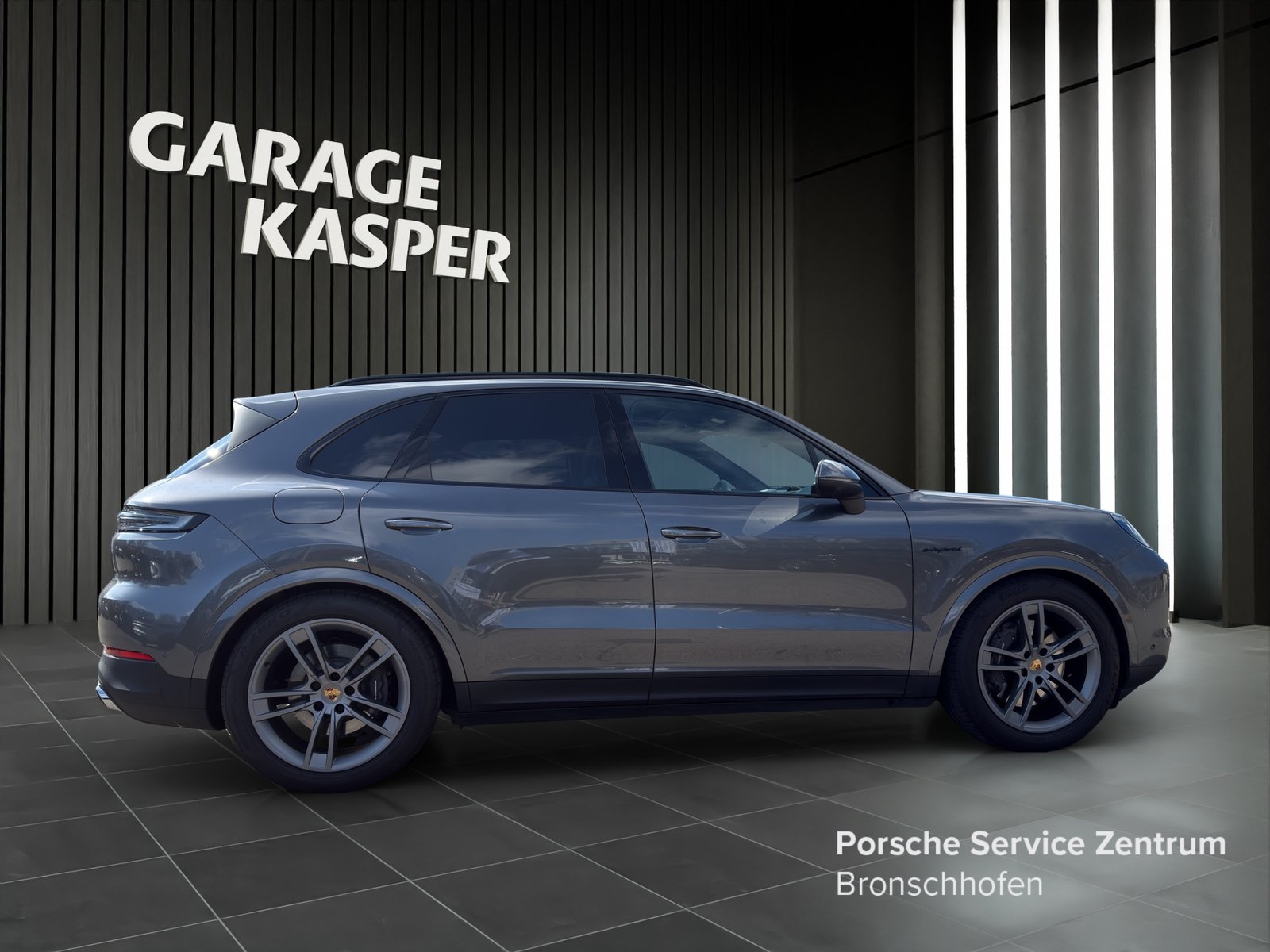 PORSCHE Cayenne E-Hybrid 3.0 V6 E-Hybrid, Plug-in-Hybrid Petrol/Electric, Second hand / Used, Automatic - 6