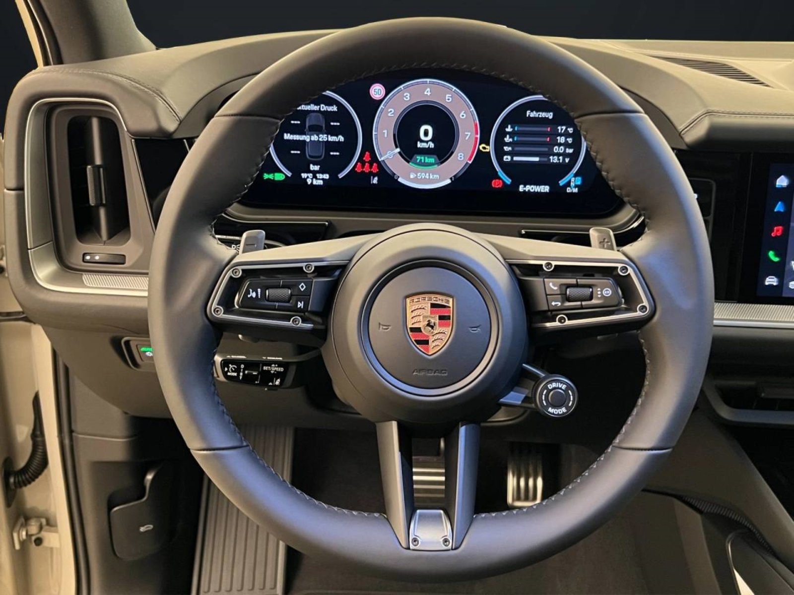 PORSCHE Cayenne E-Hybrid, Plug-in-Hybrid Benzin/Elektro, Occasion / Gebraucht, Automatik - 4