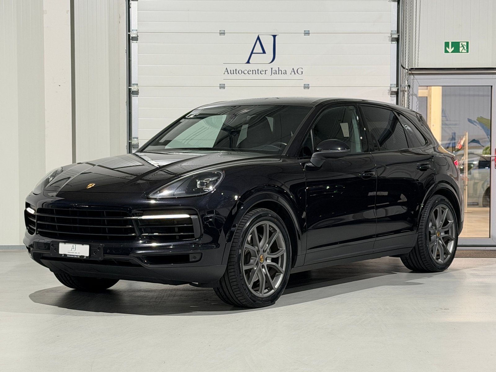 PORSCHE Cayenne E-Hybrid AHK 3500KG, Plug-in-Hybrid Benzina/Elettrica, Occasioni / Usate, Automatico - 3