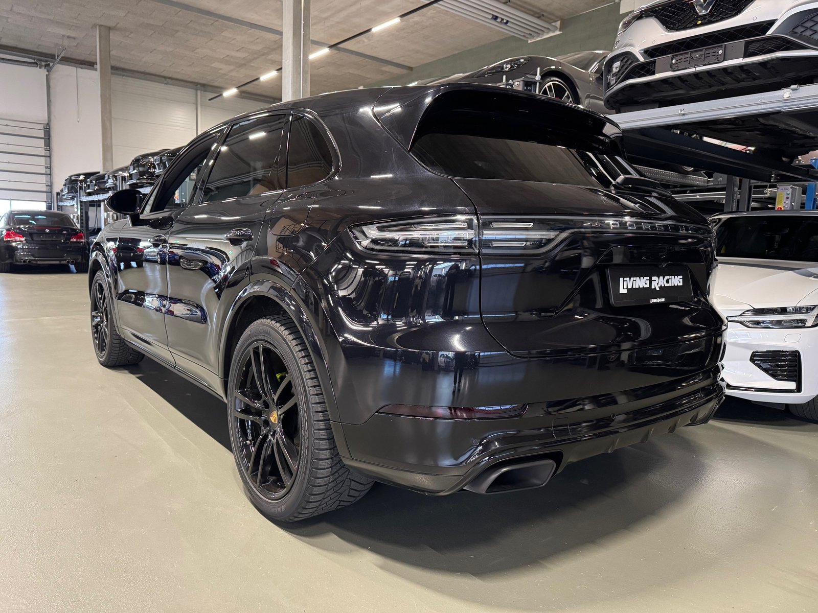 PORSCHE Cayenne E-Hybrid, Plug-in-Hybrid Benzina/Elettrica, Occasioni / Usate, Automatico - 3