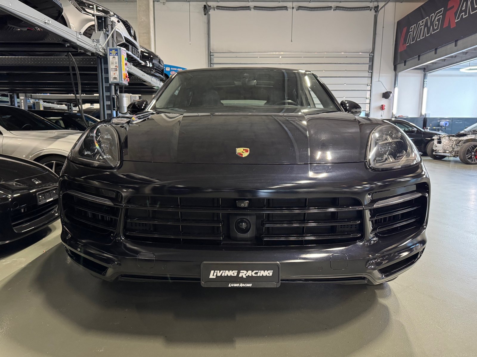 PORSCHE Cayenne E-Hybrid, Plug-in-Hybrid Benzina/Elettrica, Occasioni / Usate, Automatico - 5