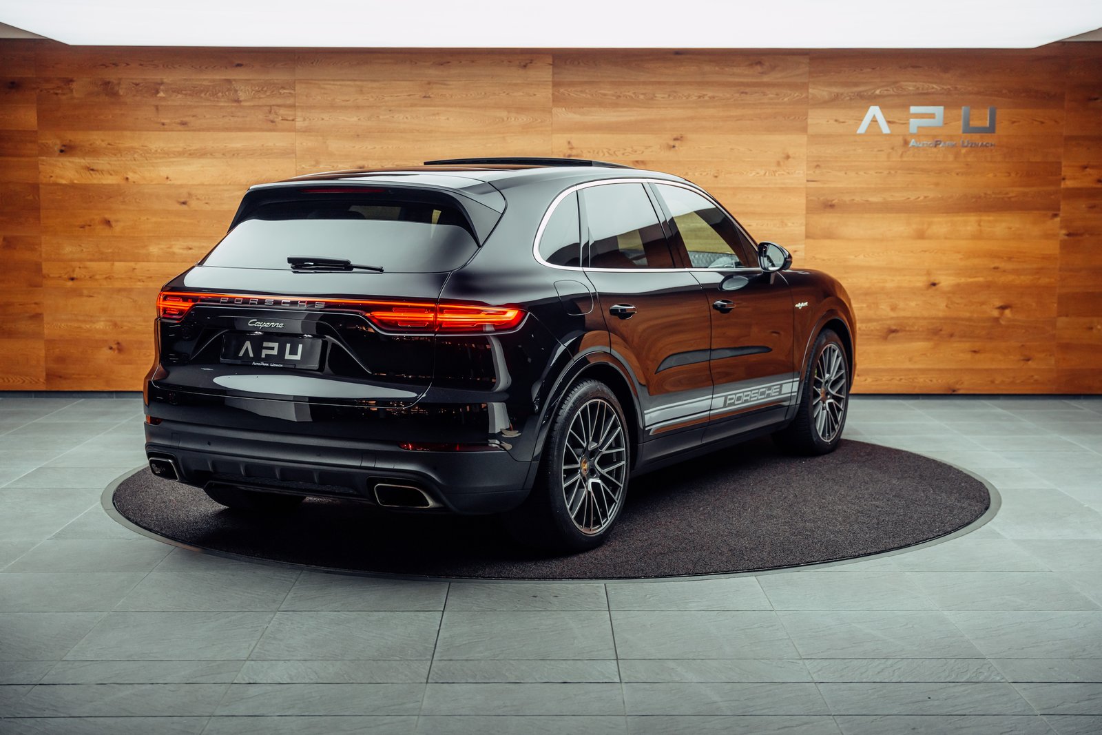 PORSCHE Cayenne E-Hybrid, Plug-in-Hybrid Benzina/Elettrica, Occasioni / Usate, Automatico - 2