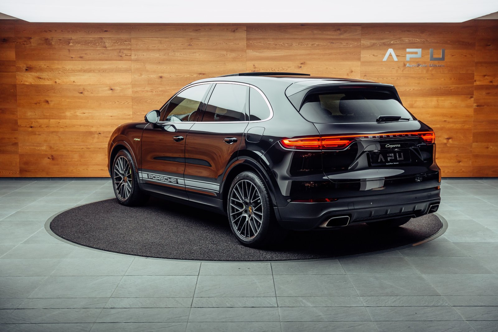PORSCHE Cayenne E-Hybrid, Plug-in-Hybrid Benzina/Elettrica, Occasioni / Usate, Automatico - 3