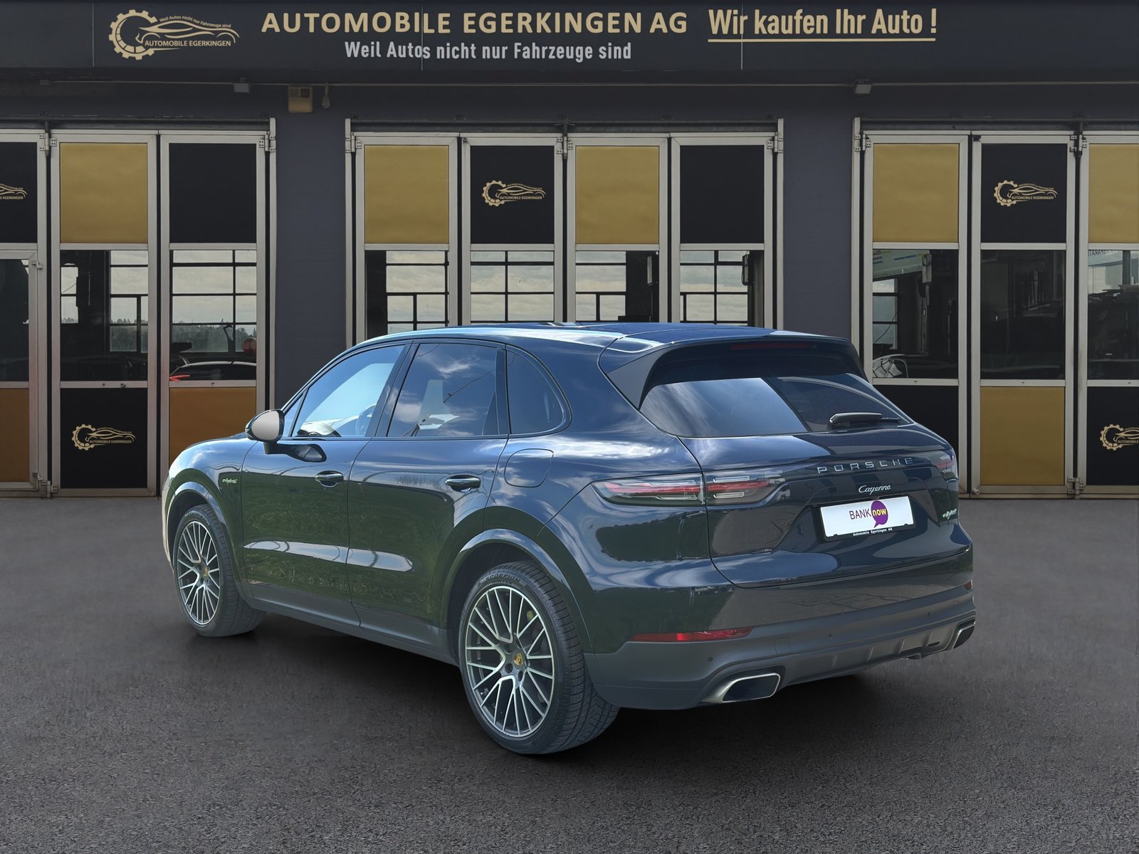 PORSCHE Cayenne E-Hybrid, Plug-in-Hybrid Benzin/Elektro, Occasion / Gebraucht, Automatik - 7