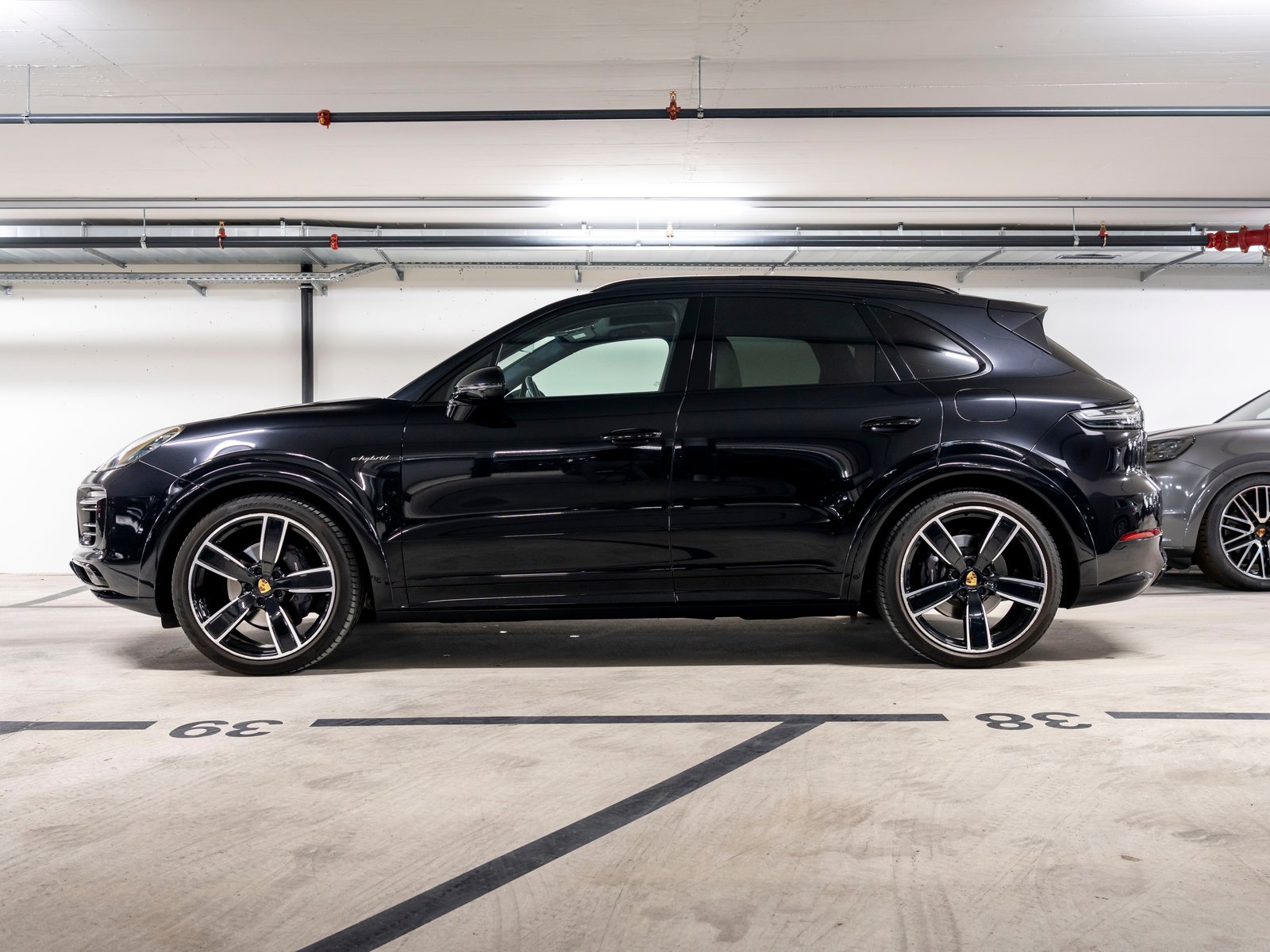 PORSCHE Cayenne E-Hybrid Platinum Edition, Plug-in-Hybrid Benzin/Elektro, Occasion / Gebraucht, Automatik - 2