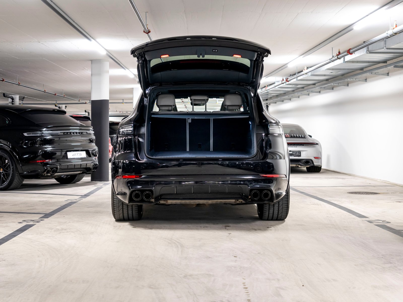 PORSCHE Cayenne E-Hybrid Platinum Edition, Plug-in-Hybrid Benzin/Elektro, Occasion / Gebraucht, Automatik - 6