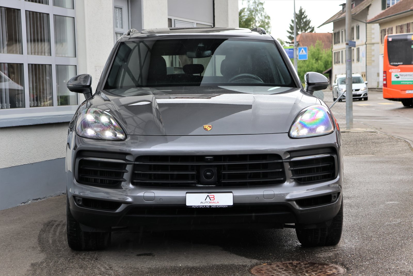 PORSCHE Cayenne E-Hybrid (CH) Approved 10/27, Hybride Rechargeable Essence/Électricité, Occasion / Utilisé, Automatique - 2