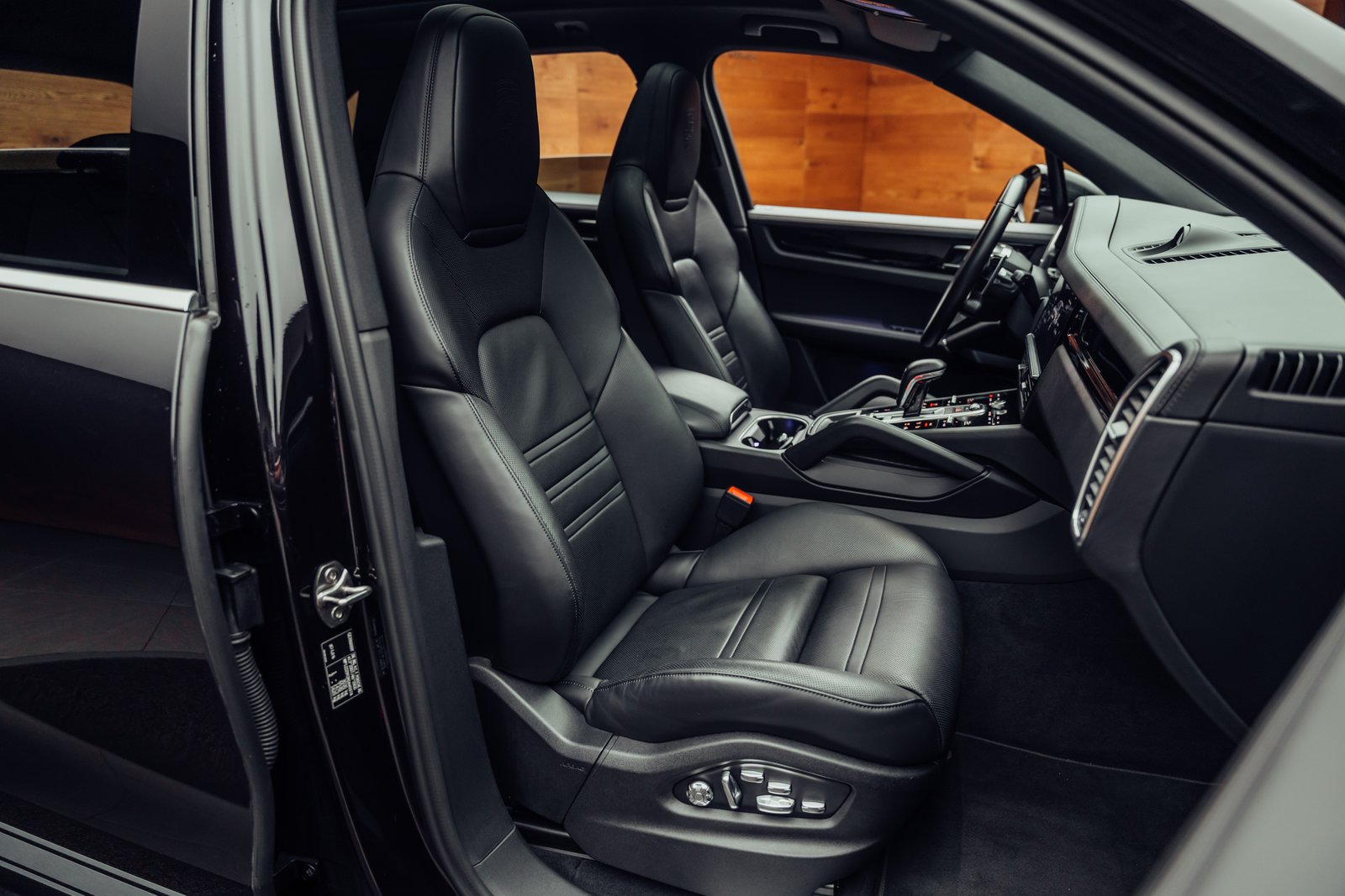 PORSCHE Cayenne E-Hybrid, Plug-in-Hybrid Benzina/Elettrica, Occasioni / Usate, Automatico - 6