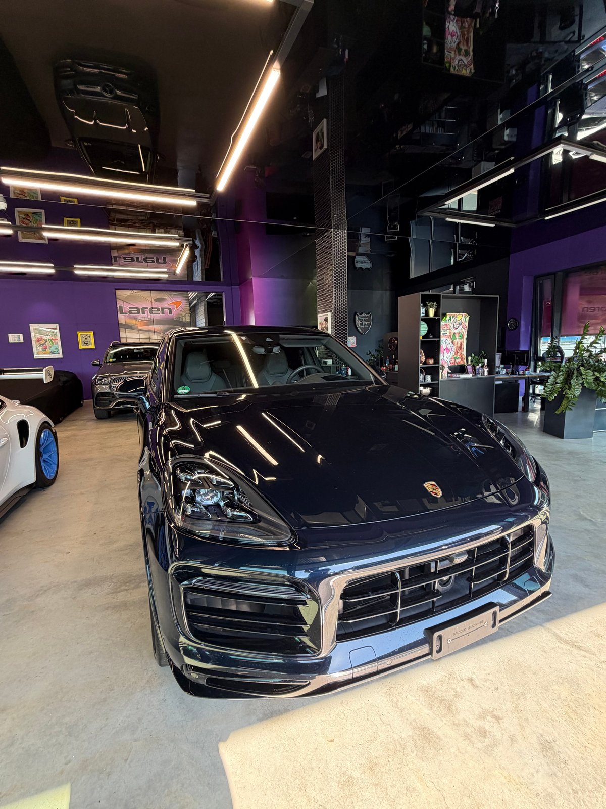 PORSCHE Cayenne E-Hybrid, Plug-in-Hybrid Benzina/Elettrica, Occasioni / Usate, Automatico - 6