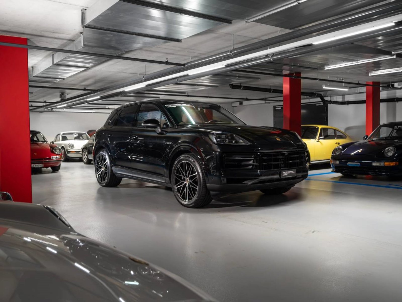 PORSCHE Cayenne E-Hybrid, Hybride Rechargeable Essence/Électricité, Occasion / Utilisé, Automatique - 6