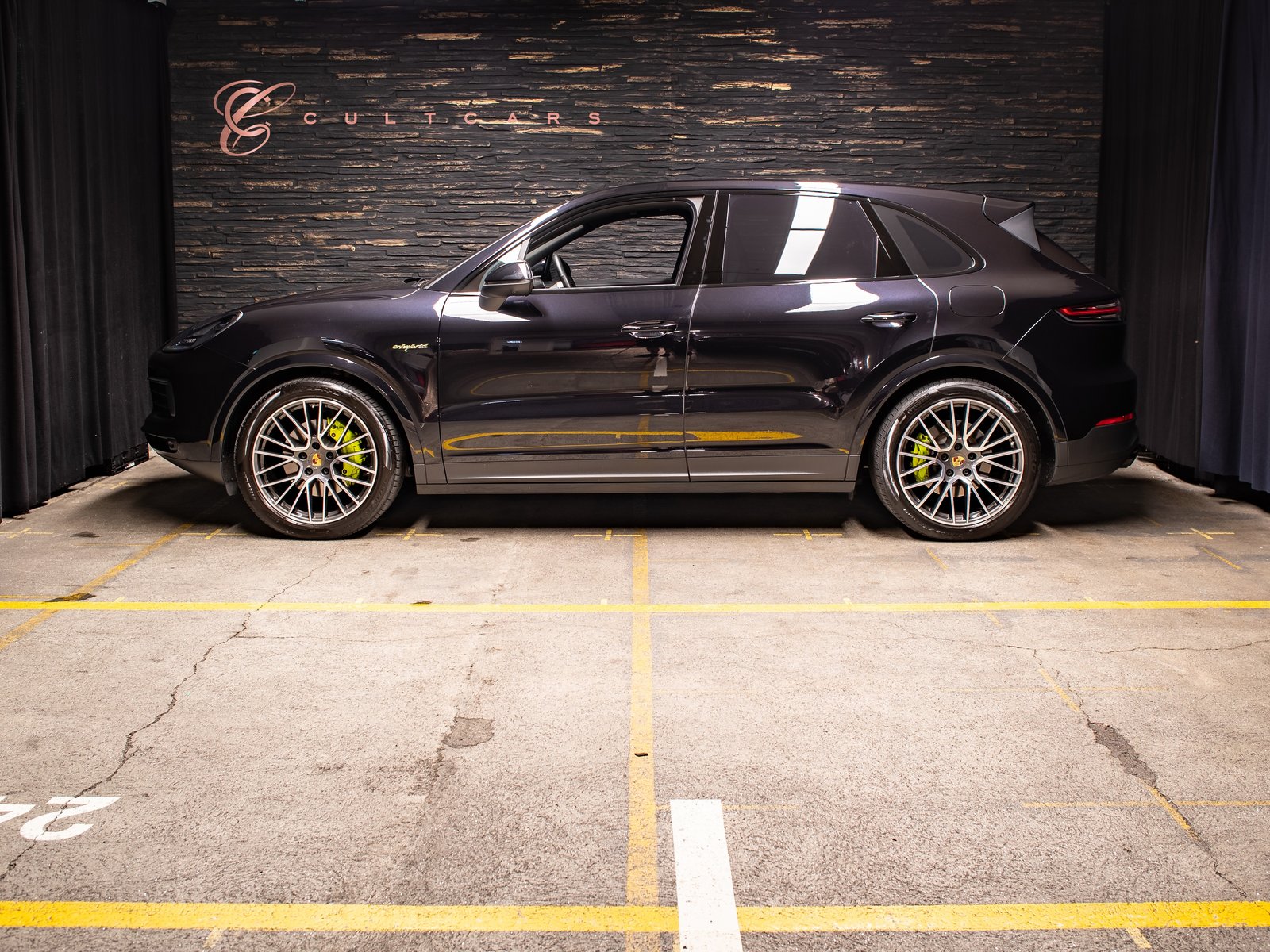 PORSCHE Cayenne E-Hybrid, Plug-in-Hybrid Benzina/Elettrica, Occasioni / Usate, Automatico - 2