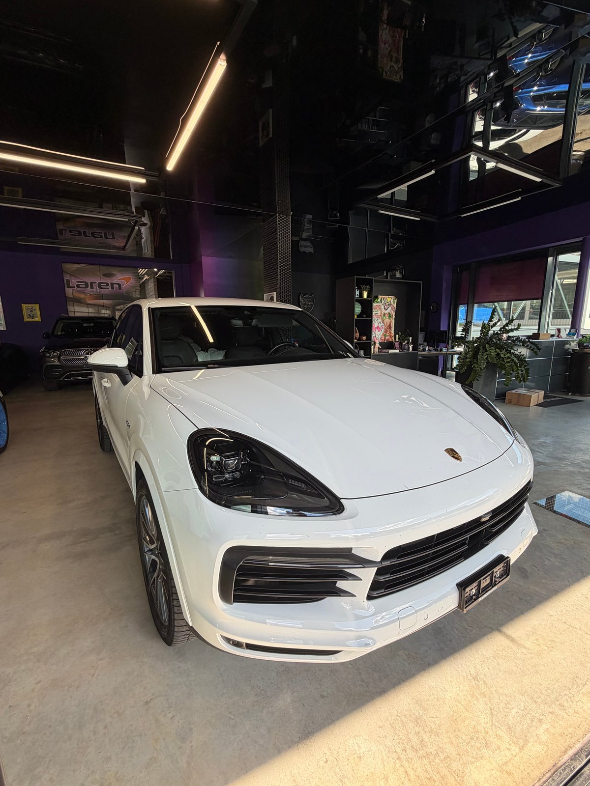 PORSCHE Cayenne E-Hybrid, Plug-in-Hybrid Benzina/Elettrica, Occasioni / Usate, Automatico - 4
