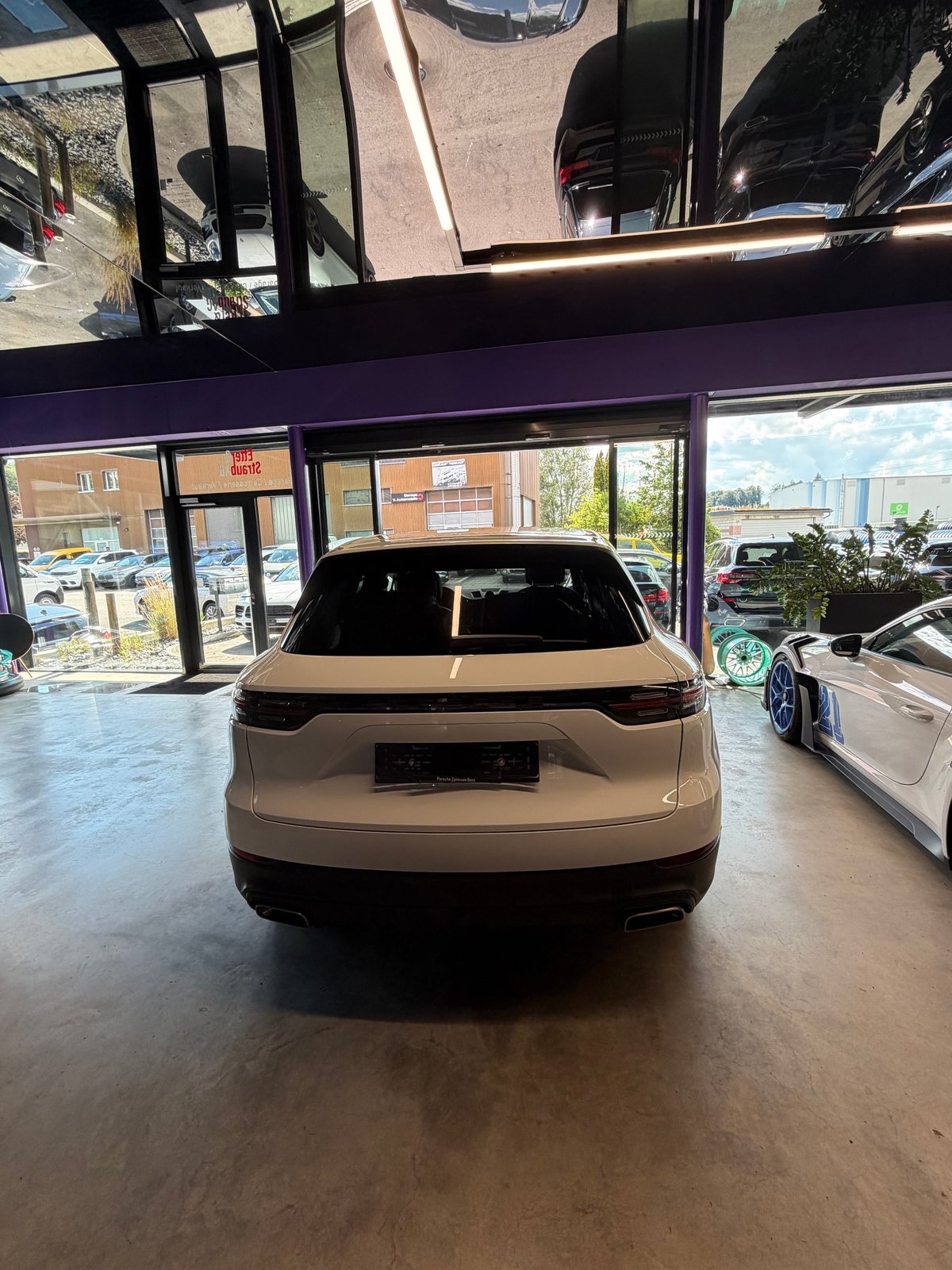 PORSCHE Cayenne E-Hybrid, Plug-in-Hybrid Benzina/Elettrica, Occasioni / Usate, Automatico - 5