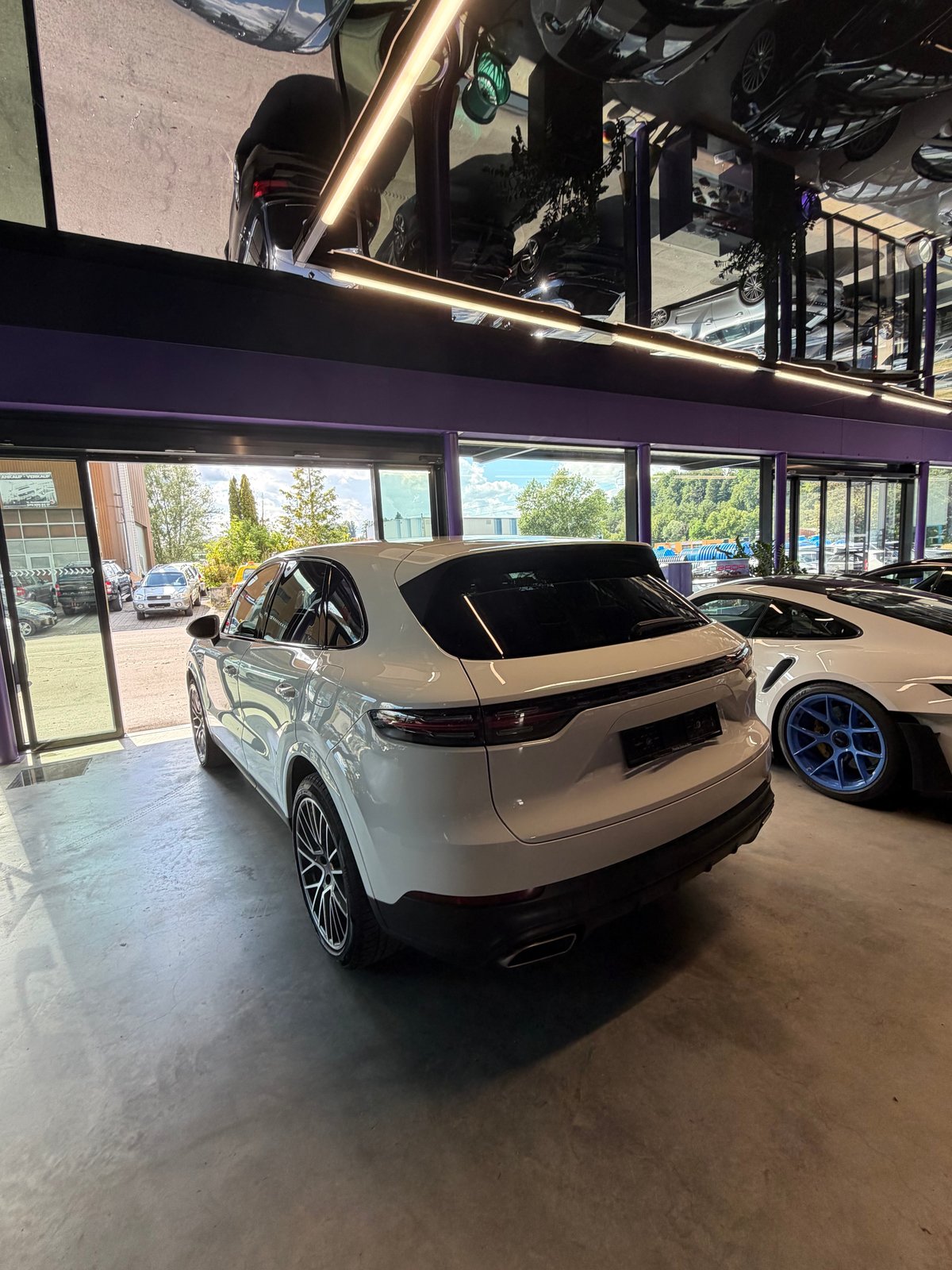 PORSCHE Cayenne E-Hybrid, Plug-in-Hybrid Benzina/Elettrica, Occasioni / Usate, Automatico - 6