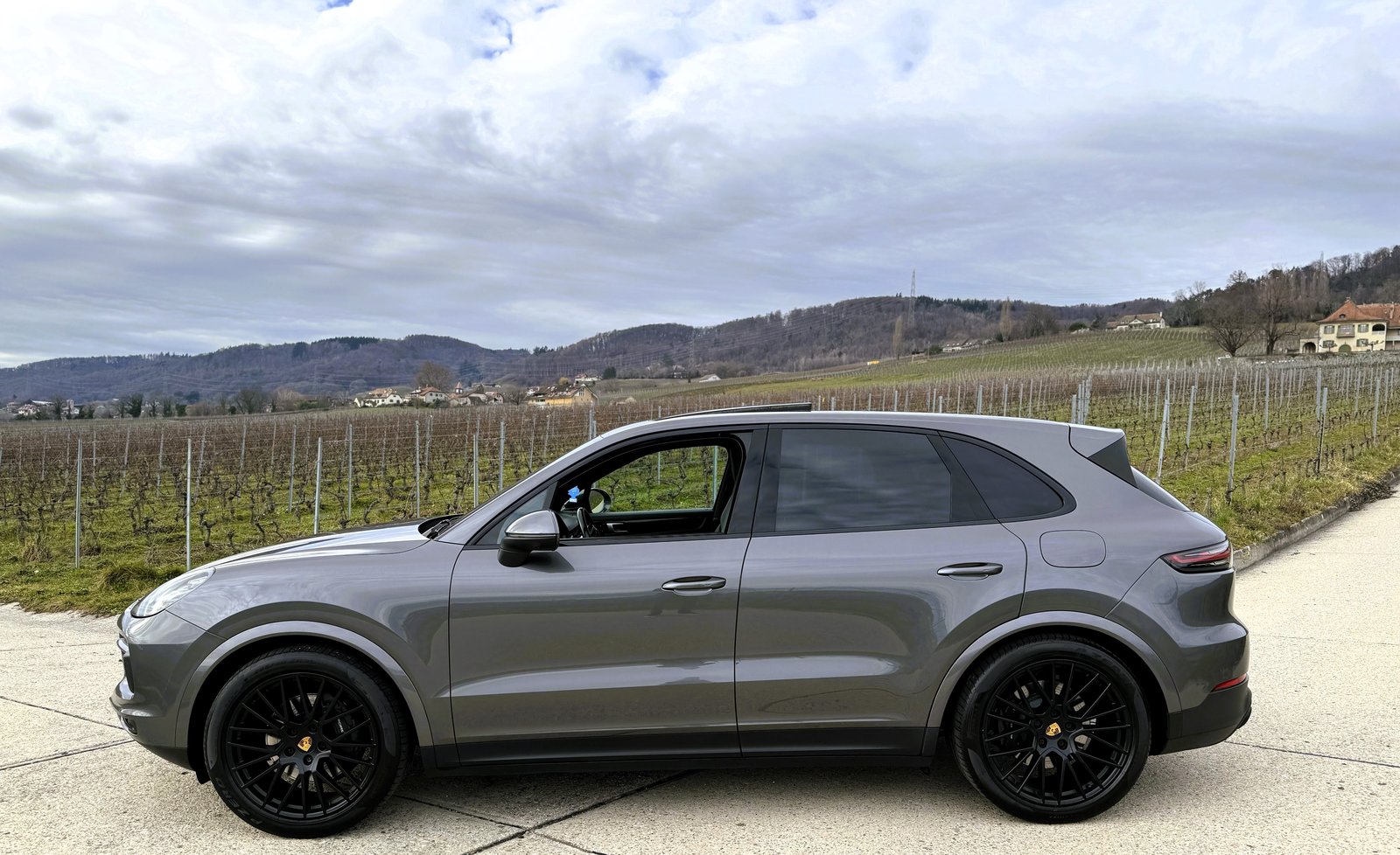 PORSCHE Cayenne E-Hybrid, Plug-in-Hybrid Benzin/Elektro, Occasion / Gebraucht, Automatik - 4