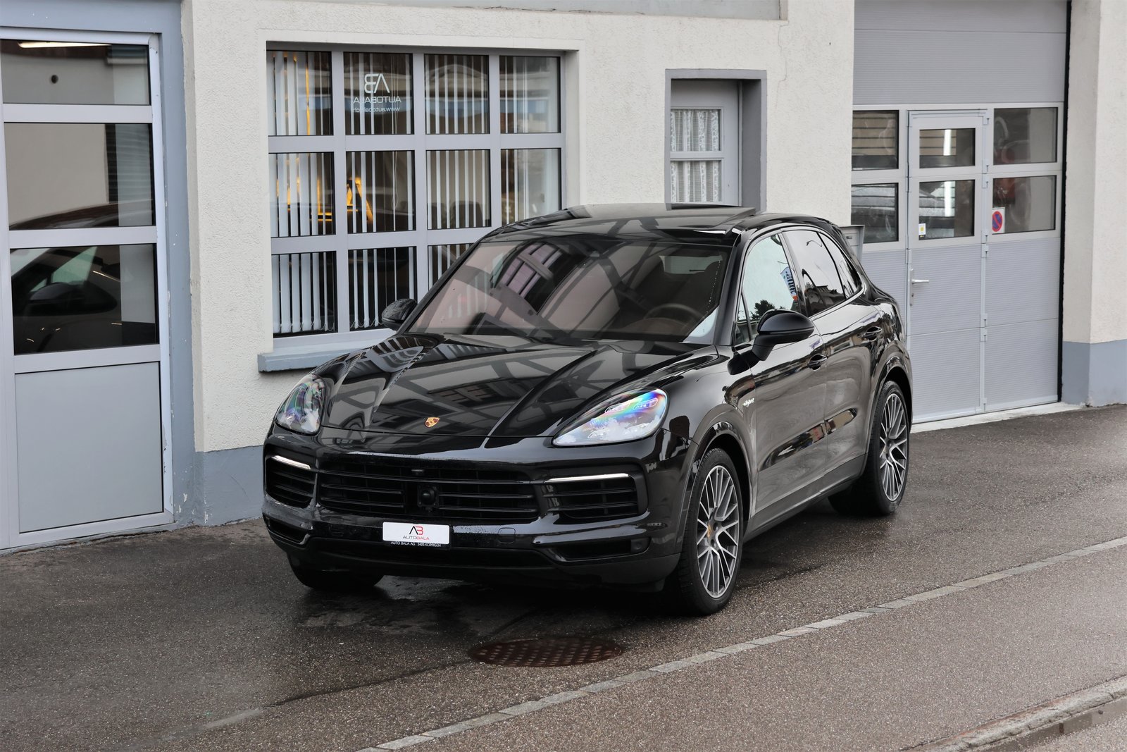 PORSCHE Cayenne E-Hybrid
