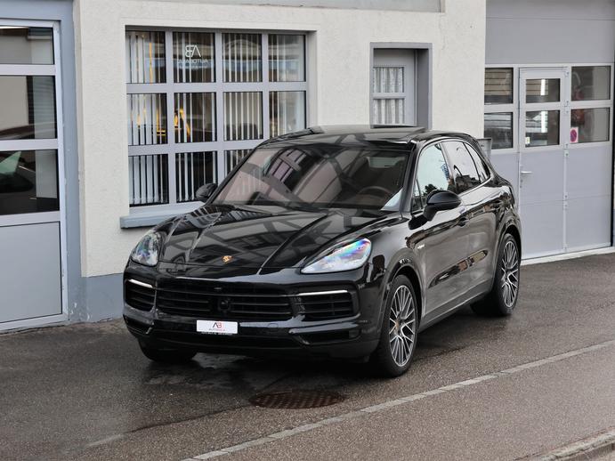 PORSCHE Cayenne E-Hybrid, Plug-in-Hybrid Benzin/Elektro, Occasion / Gebraucht, Automatik