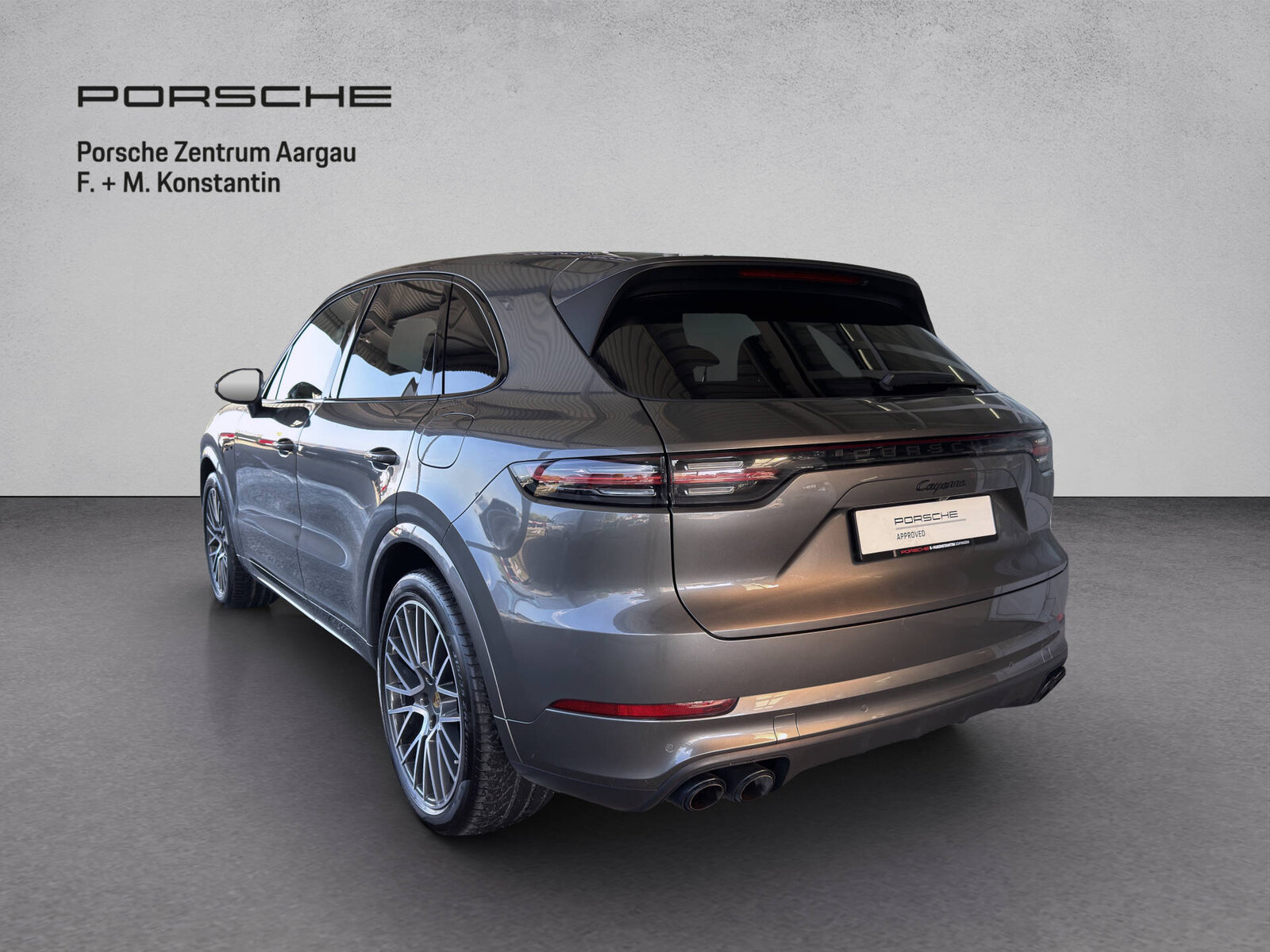 PORSCHE Cayenne E-Hybrid, Plug-in-Hybrid Petrol/Electric, Second hand / Used, Automatic - 4