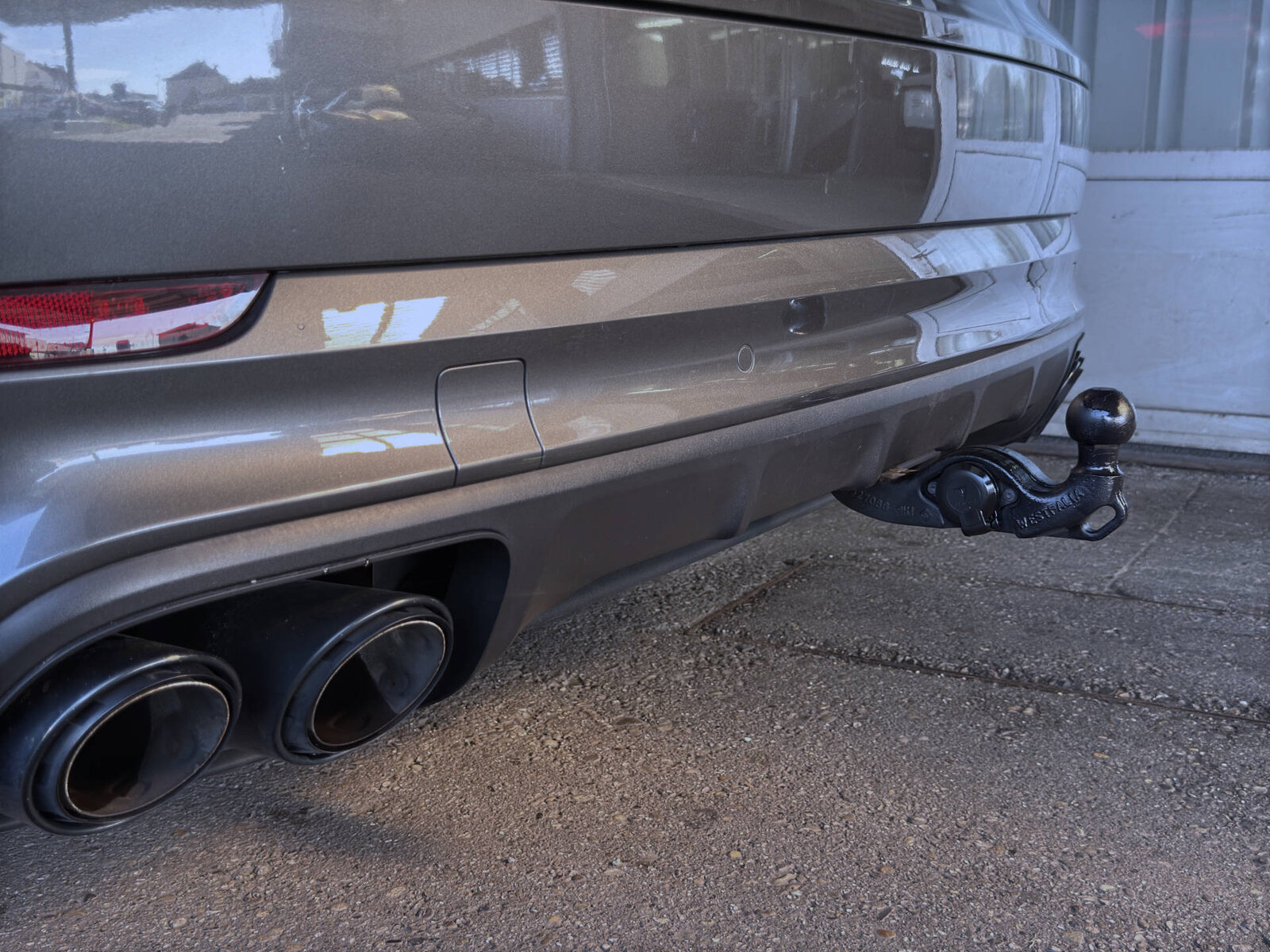 PORSCHE Cayenne E-Hybrid, Plug-in-Hybrid Petrol/Electric, Second hand / Used, Automatic - 6