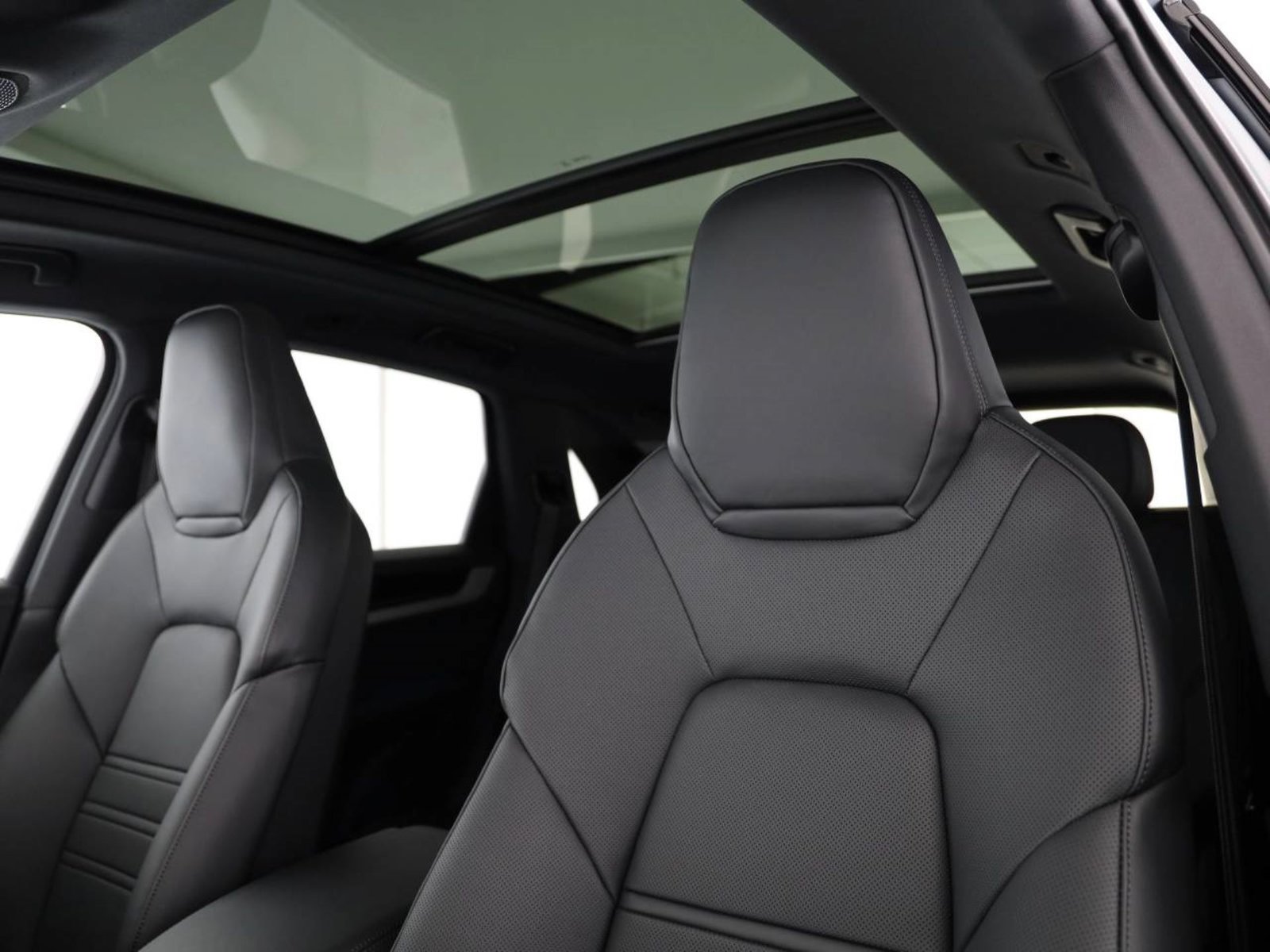 PORSCHE Cayenne E-Hybrid, Plug-in-Hybrid Benzin/Elektro, Vorführwagen, Automatik - 5