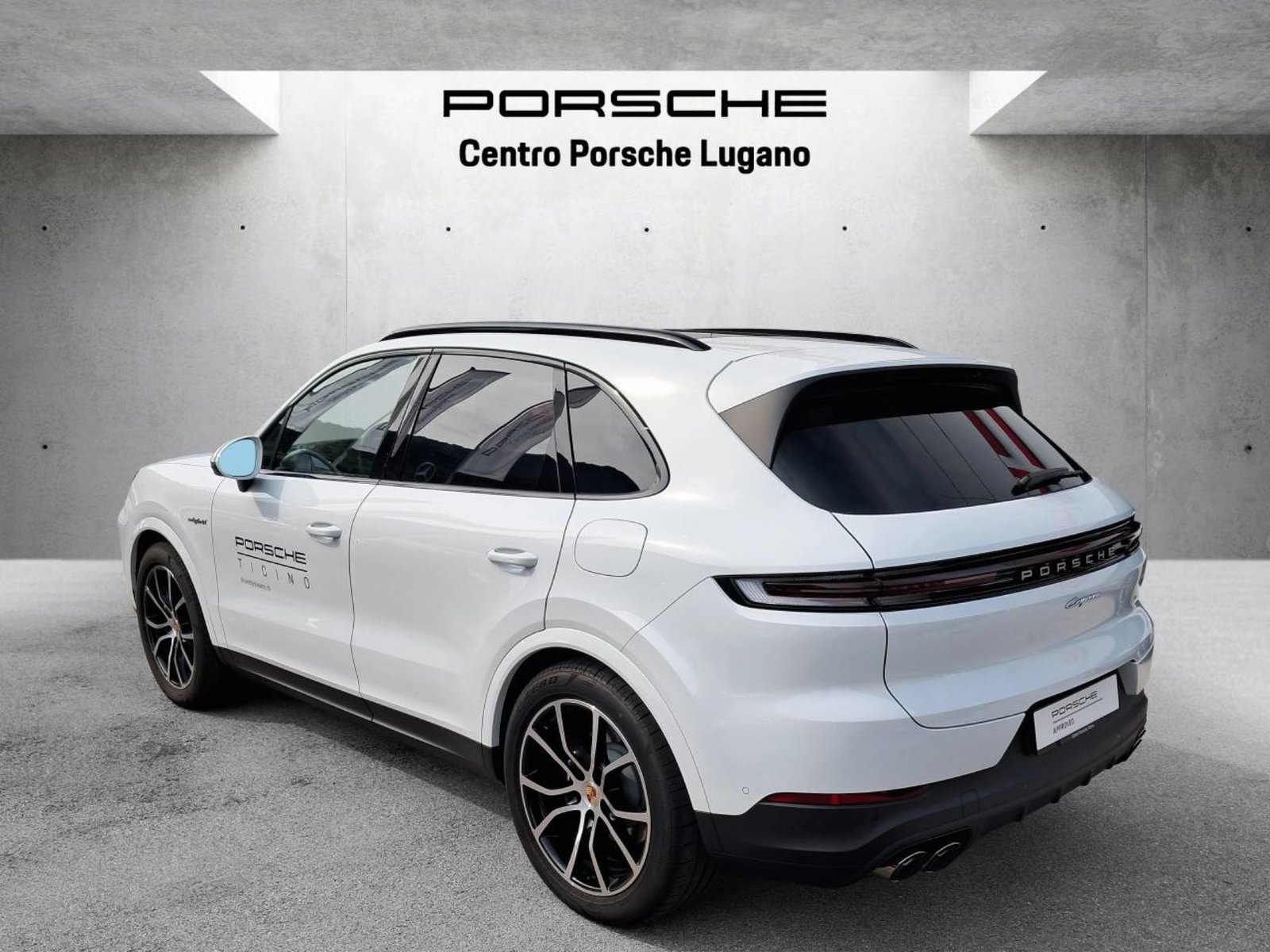 PORSCHE Cayenne E-Hybrid, Hybride Rechargeable Essence/Électricité, Voiture de démonstration, Automatique - 7