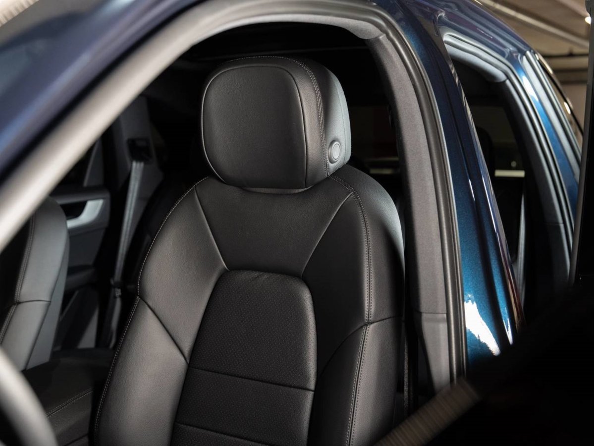 PORSCHE Cayenne E-Hybrid, Plug-in-Hybrid Petrol/Electric, New car, Automatic - 5