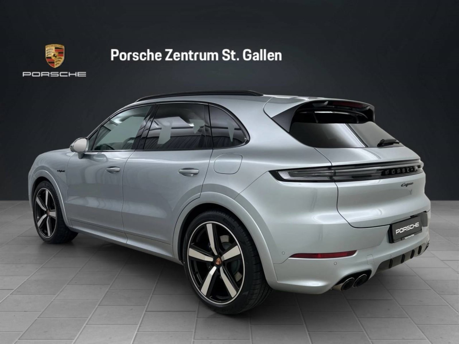PORSCHE Cayenne E-Hybrid Black Edition, Plug-in-Hybrid Benzina/Elettrica, Auto nuove, Automatico - 2