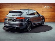 PORSCHE Cayenne Turbo S E-Hybrid, Plug-in-Hybrid Petrol/Electric, Second hand / Used, Automatic - 2