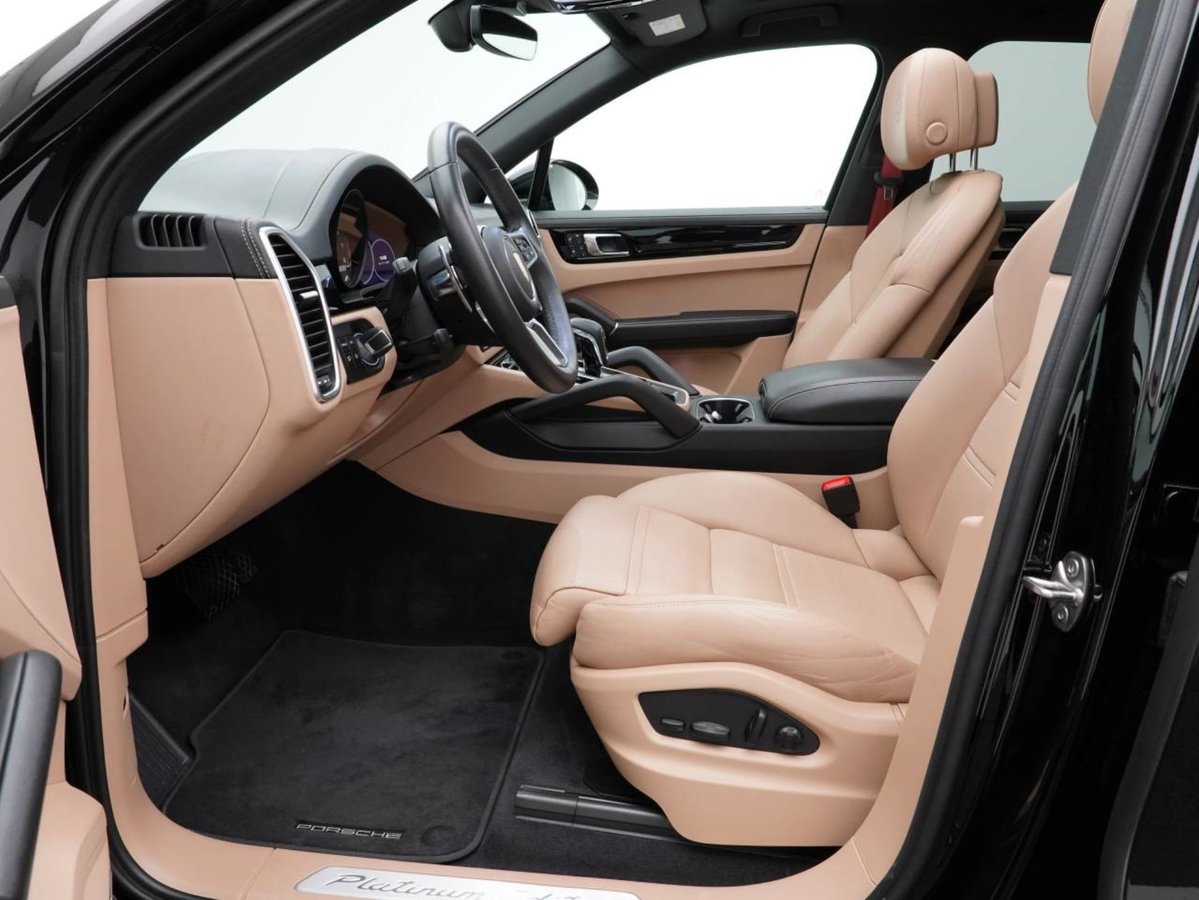 PORSCHE Cayenne E-Hybrid Platinum Edition, Hybride Rechargeable Essence/Électricité, Occasion / Utilisé, Automatique - 5