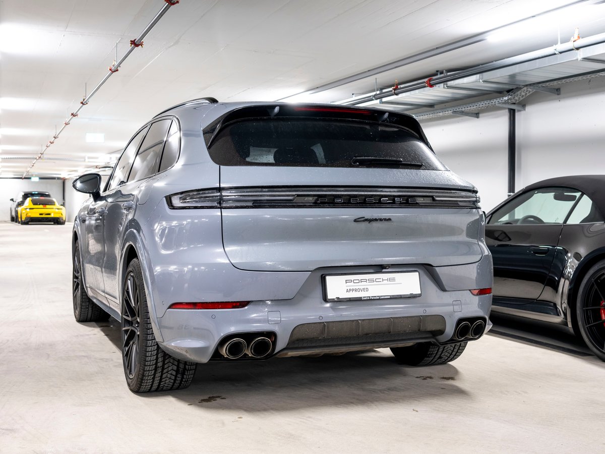 PORSCHE Cayenne E-Hybrid Tiptronic, Plug-in-Hybrid Petrol/Electric, Ex-demonstrator, Automatic - 3