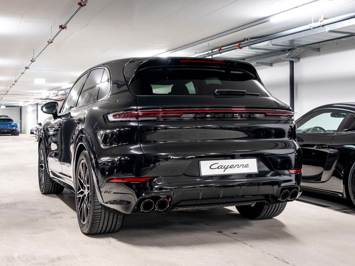 PORSCHE Cayenne Black Edition Tiptronic, Petrol, New car, Automatic - 3