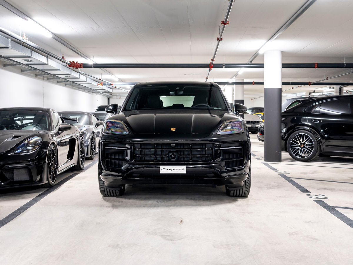 PORSCHE Cayenne Black Edition Tiptronic, Petrol, New car, Automatic - 4
