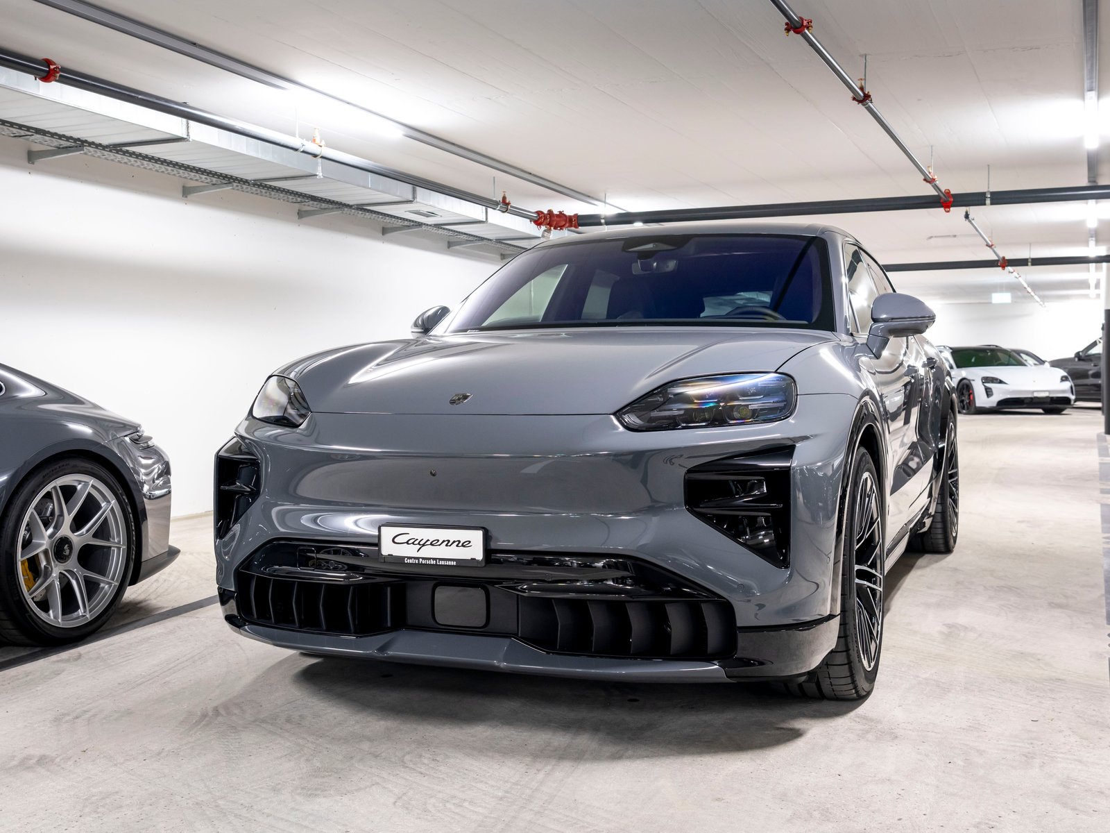 PORSCHE Cayenne Turbo Electric 113 kWh