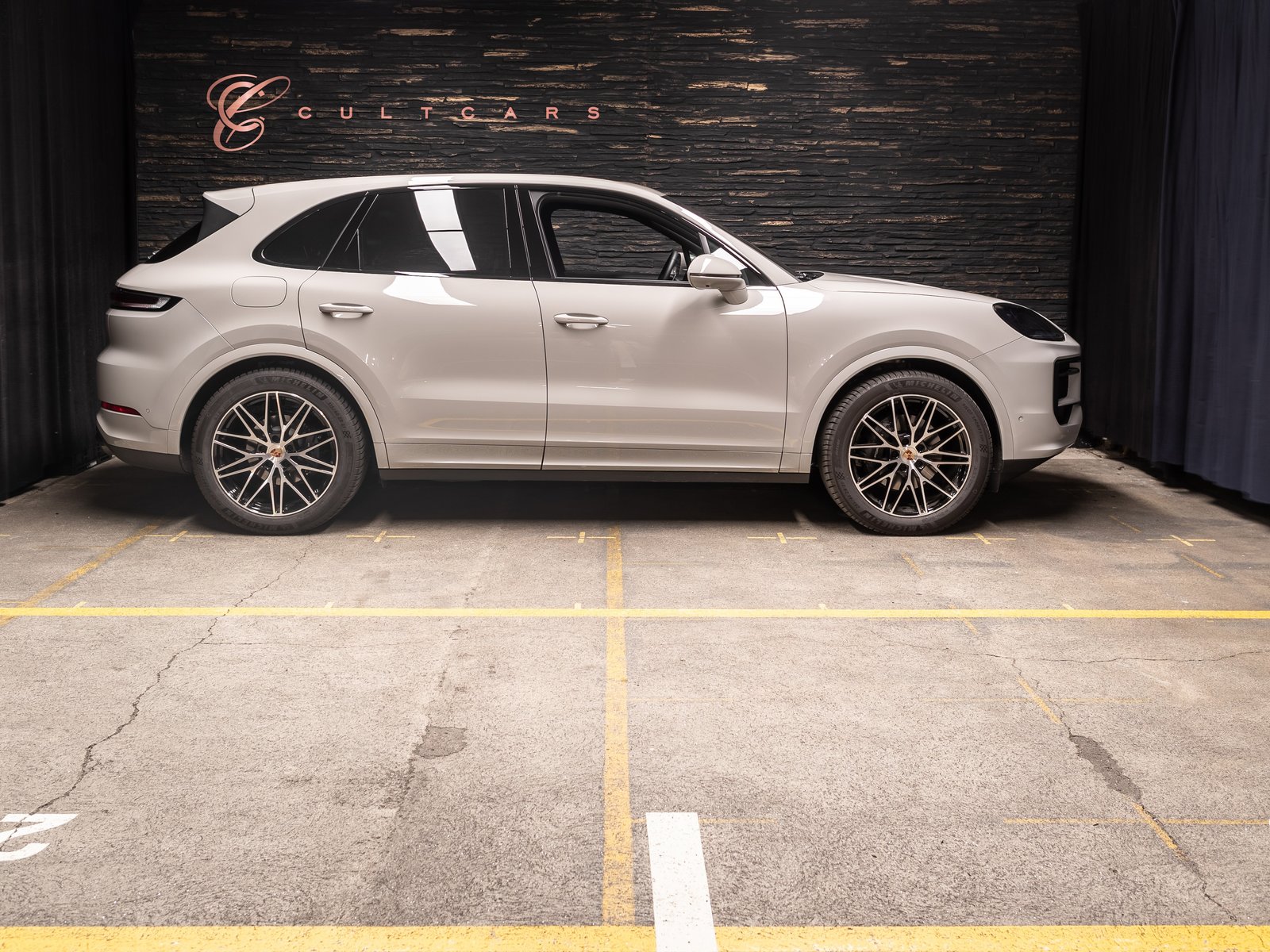PORSCHE Cayenne Black Edition Tiptronic