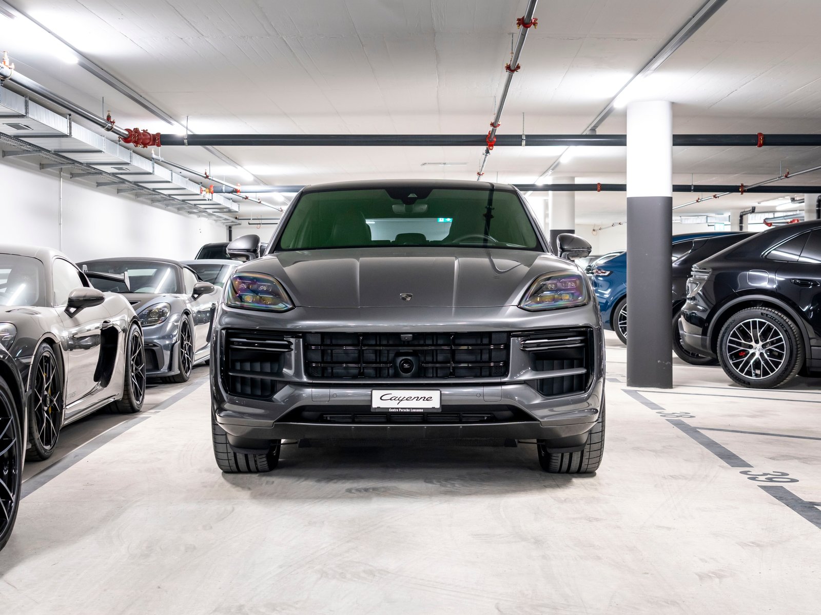 PORSCHE Cayenne Coupé Turbo E-Hybrid Tiptronic, Plug-in-Hybrid Benzina/Elettrica, Auto nuove, Automatico - 4